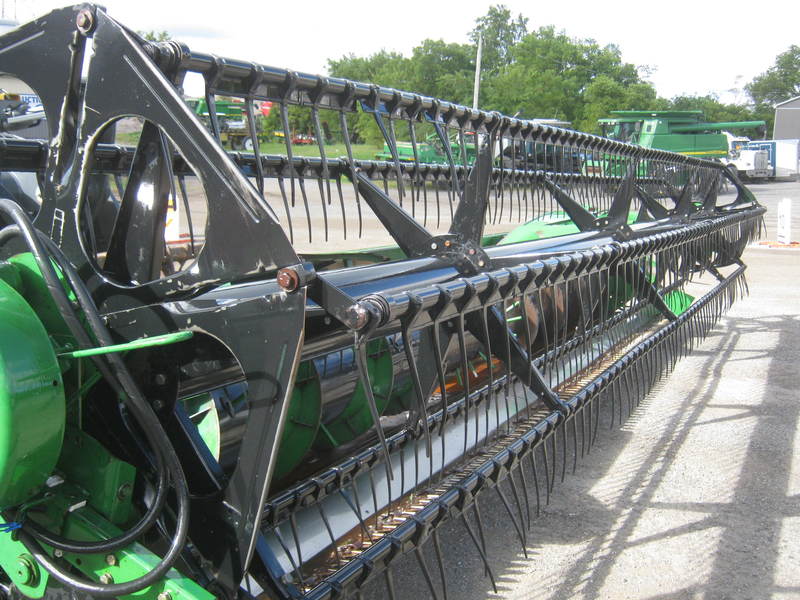 Flex Head  John Deere 925 Flex Head Photo